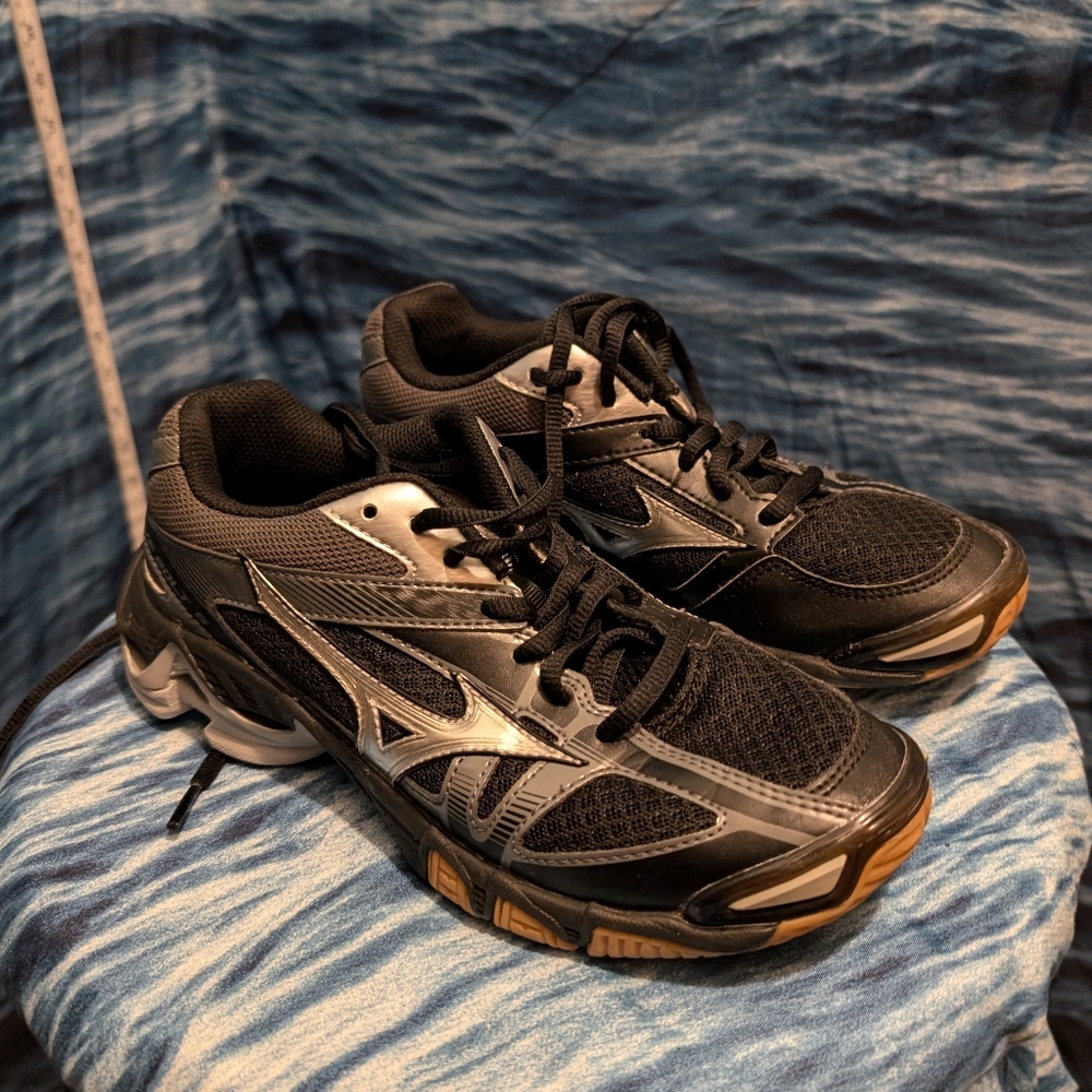 Mizuno No Scuff Volleyball Shoes